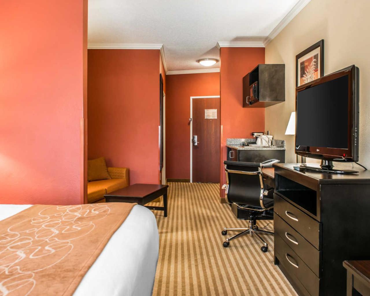 Comfort Suites Panama City Near Tyndall Afb Exteriör bild