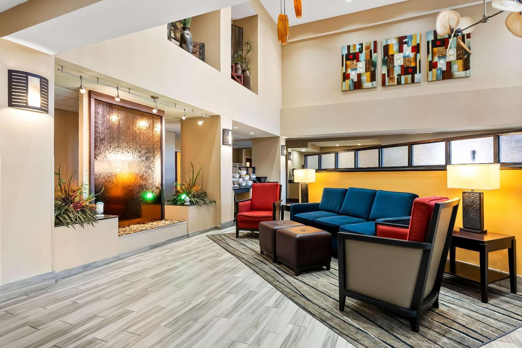 Comfort Suites Panama City Near Tyndall Afb Exteriör bild